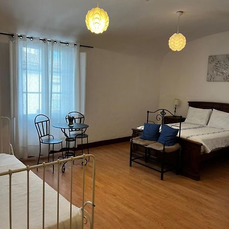 Avis Guesthouse Évora Exteriör bild