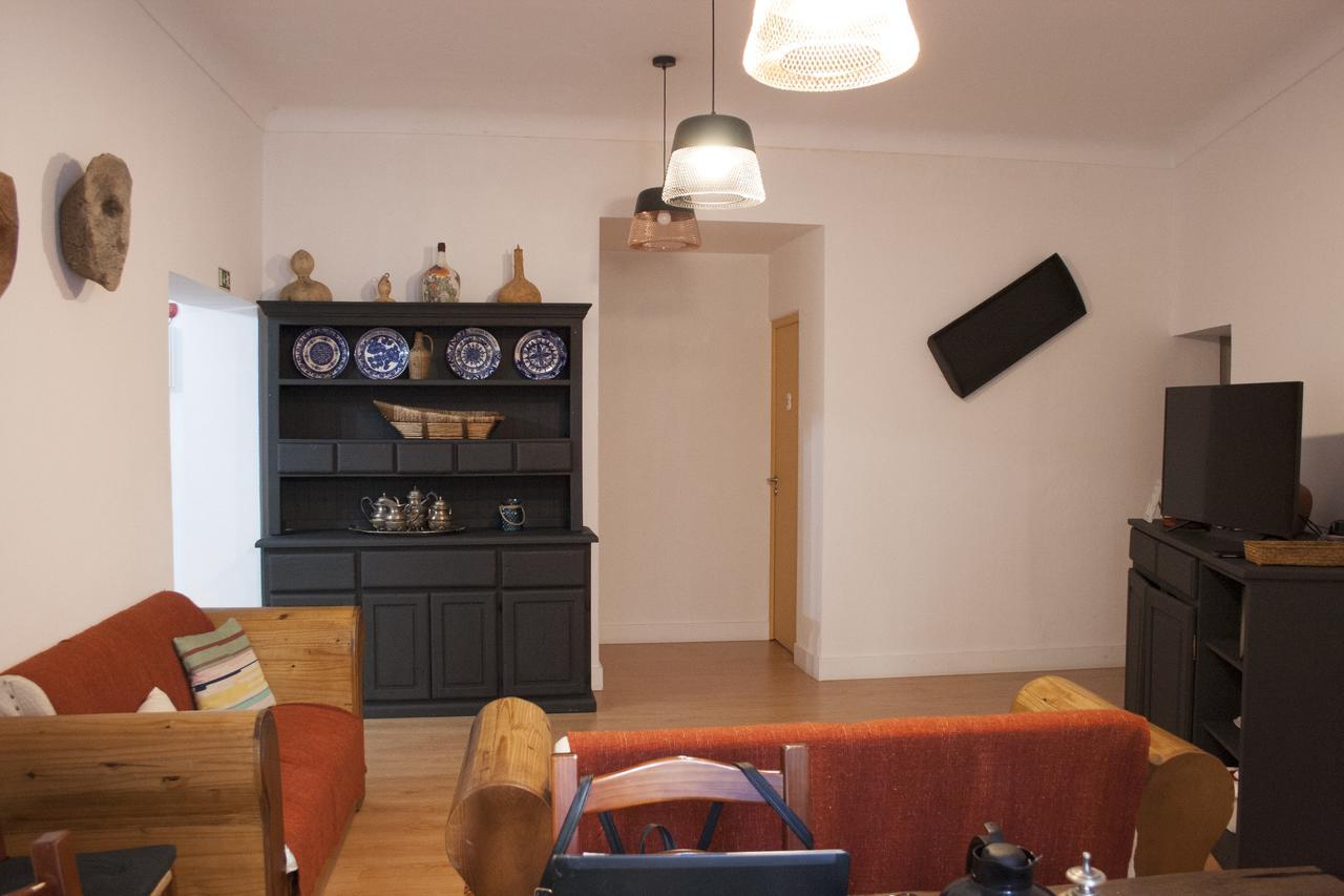 Avis Guesthouse Évora Exteriör bild
